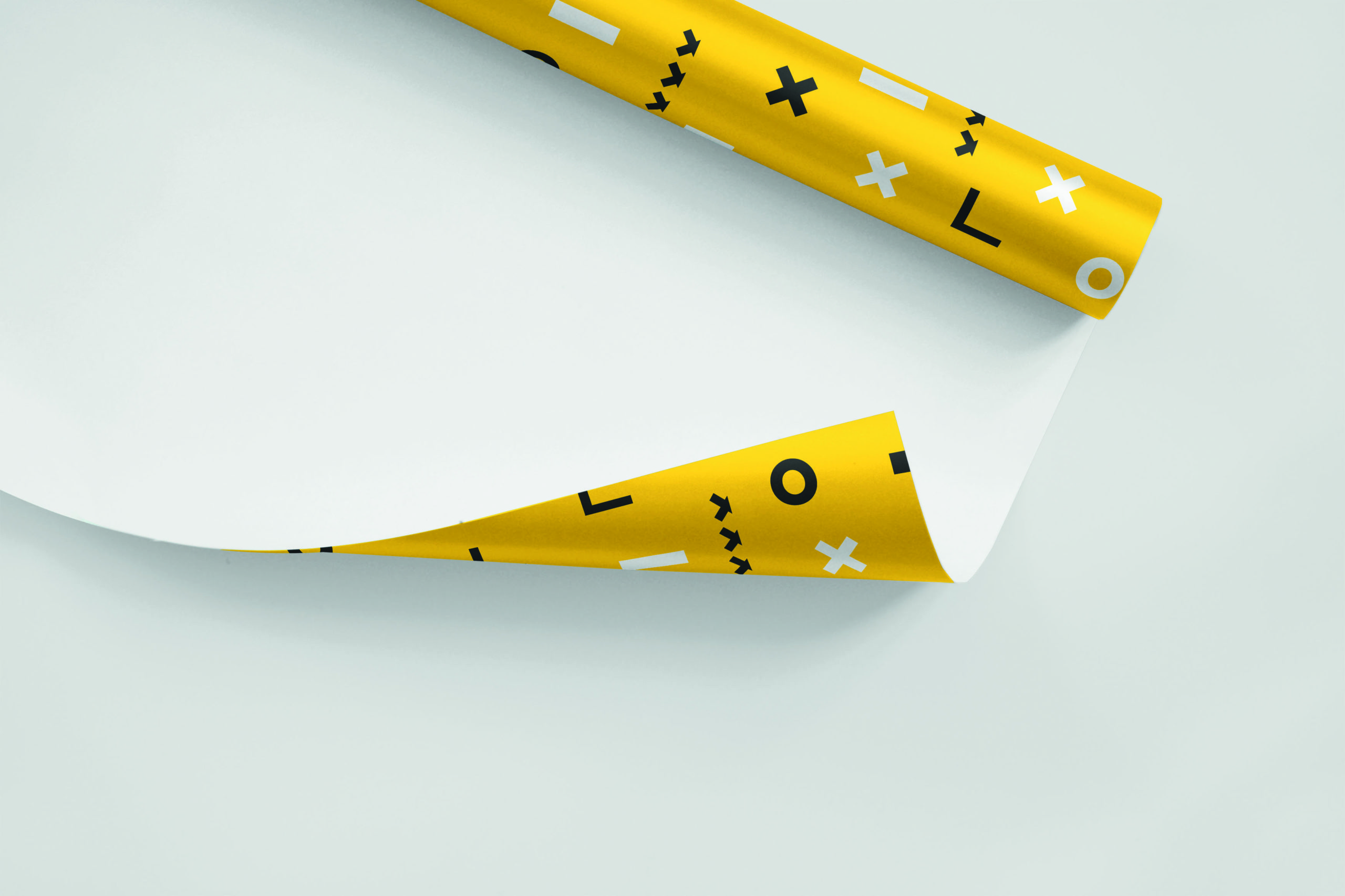 Gift Wrapping Paper MockUp_bolo-s